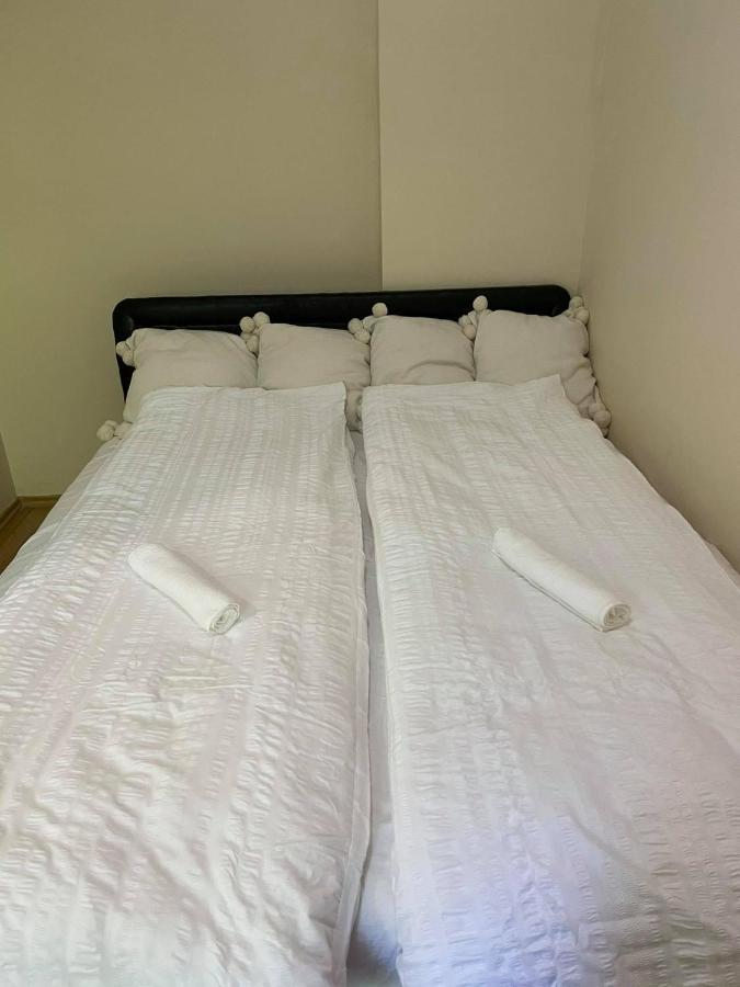 Szeged Suncity Apartman Exterior foto